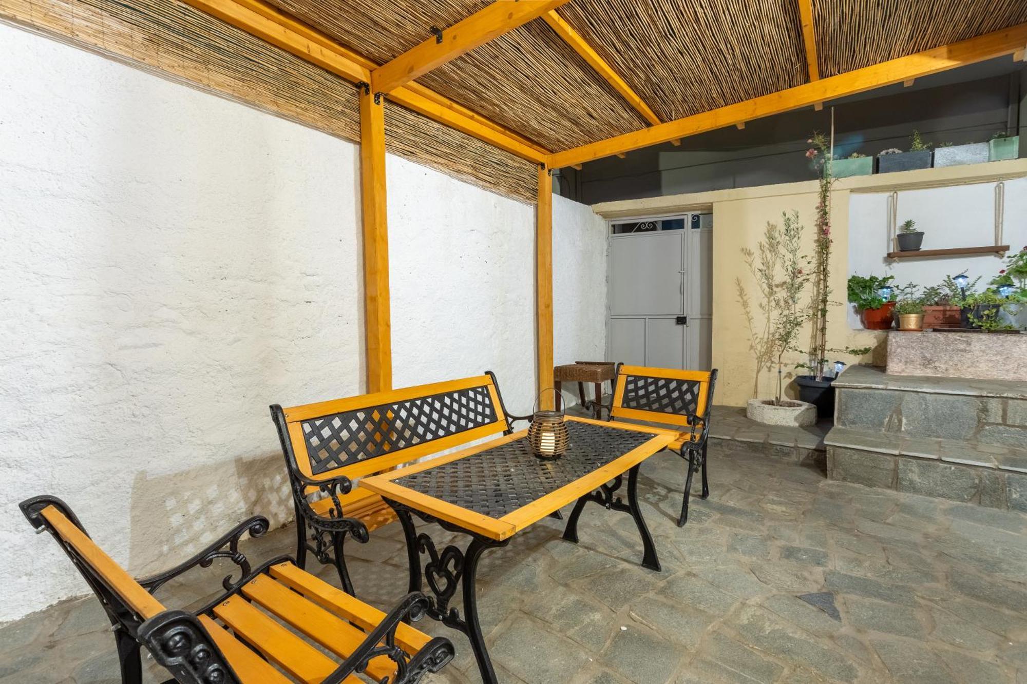 Spacious Home With Yard, Mytilene Lesvos Exterior foto